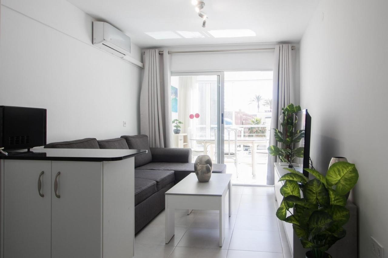 Near - Niza 2b Apartment *